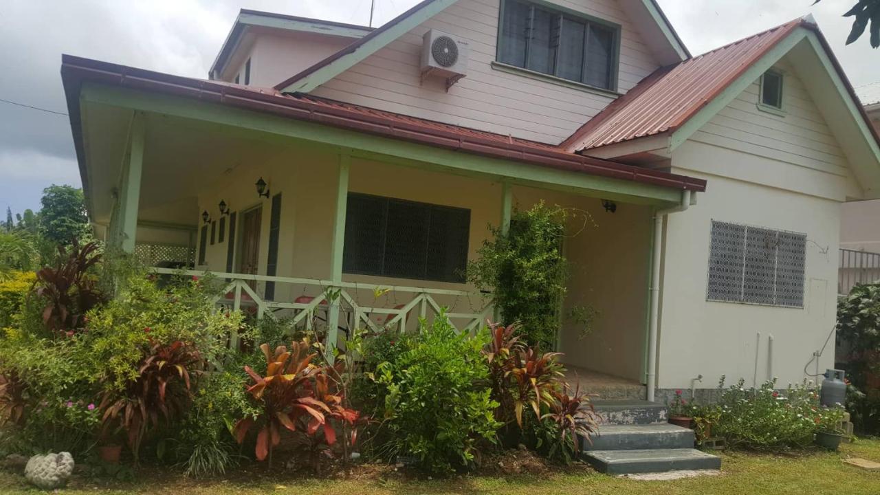 Malau Lodge Nukualofa Exterior foto